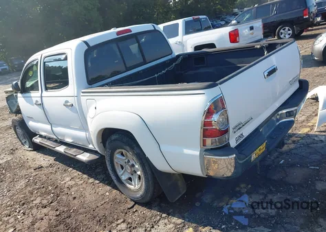 2009 Toyota Tacoma Prerunner V6 z USA, uszkodzony, nr VIN 3TMJU62N89M075527